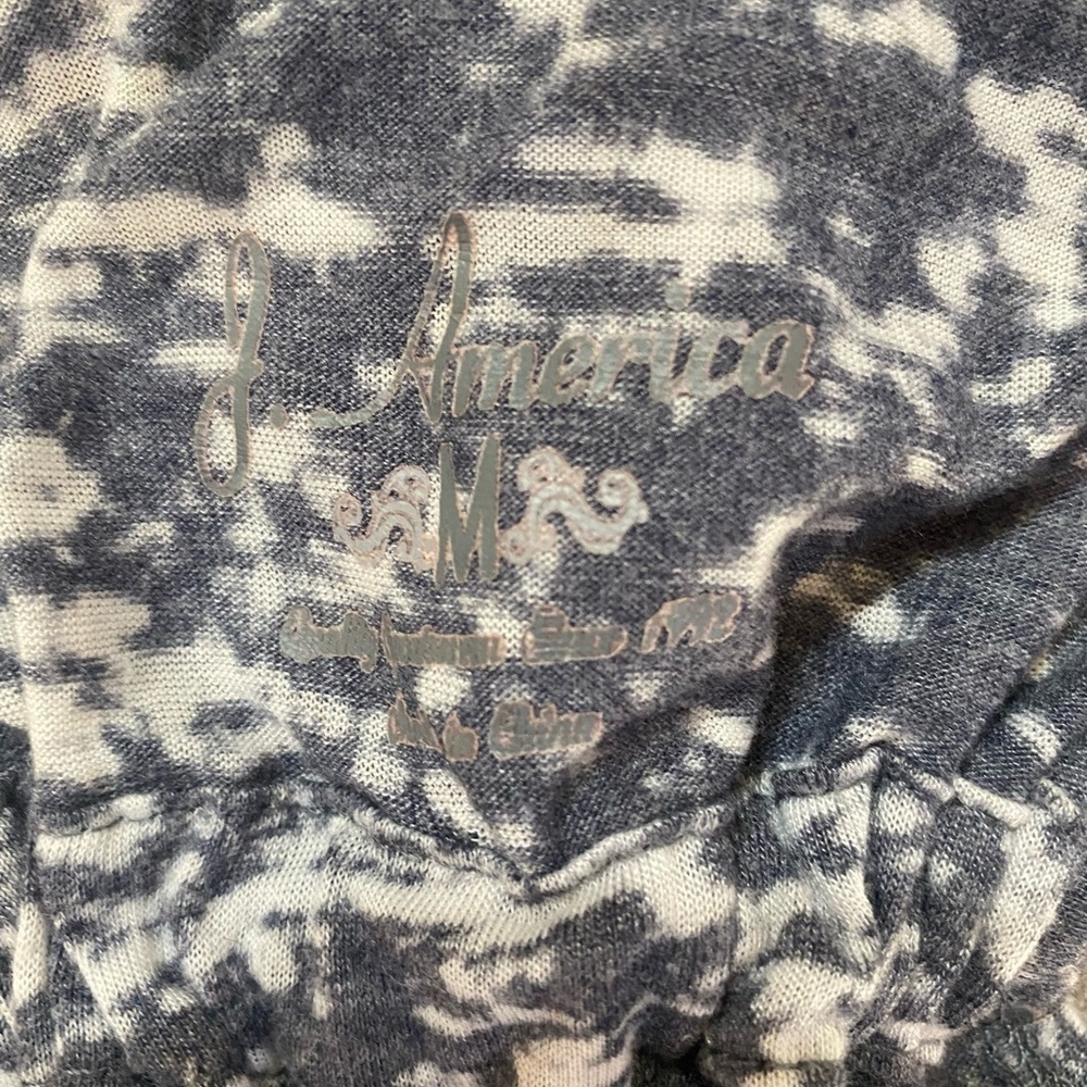 J. America grey and white University of Arizona Wildcats razorback tank top. M - Picture 8 of 8